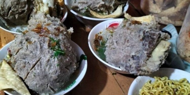 Bakso Rusuk Al Barokah, Kuliner Andalan di Kabupaten Ponorogo