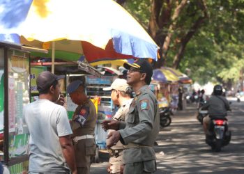 PKL Jalan Pramuka Ponorogo Ditertibkan, Bupati: Untuk Pedagang Di Selatan Jalan
