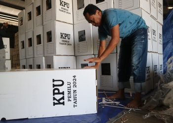 KPU Ponorogo Mulai Rakit Belasan Ribu Kotak Suara