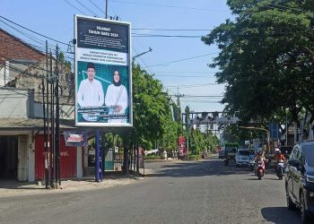 Baliho Wakil Bupati Trenggalek Syah Muhammad Natanegara Muncul di Bumi Reog