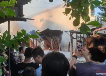 Kebakaran Warung Makan Di Ponorogo, Gudang Toko Ludes, 3 Luka Bakar