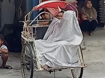 Kelelahan, Tukang Becak Di Ponorogo Meninggal Di Depan Puskesmas